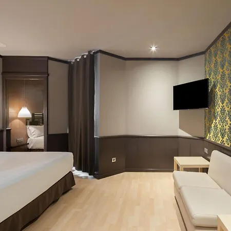 Punt 14 Love hotel Gava