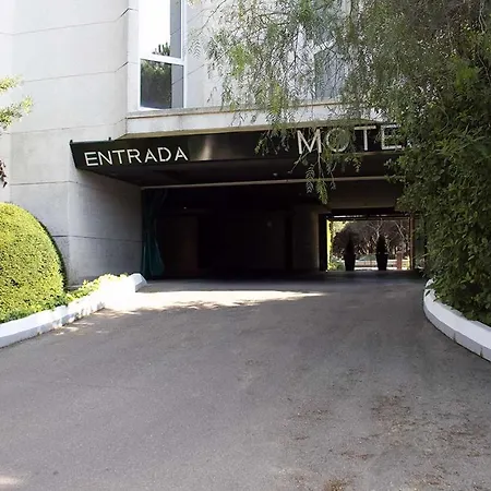 Love hotel Punt 14 *